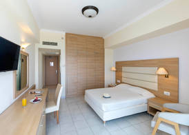 Belair Beach Hotel 4
