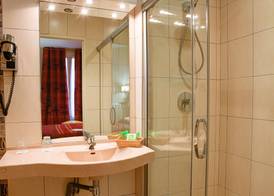 Hotel Terminus Montparnasse 4