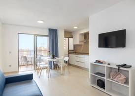 Aparthotel BCL Levante Lux 4