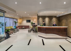 Savoy Crest Hotel Apartments 4