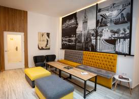 Basic Hotel Sevilla Catedral 4