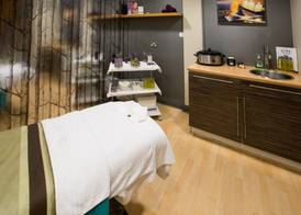 The Park Royal Hotel & Spa 4