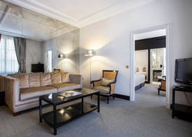 Castille Paris – Starhotels Collezione 4