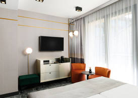 Emerald Hotel by Continental Group 5