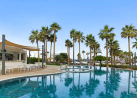 St George Beach Hotel & Spa Resort 5