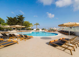 THB Ocean Beach - Adults Only 3