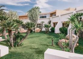 Mangia's Pollina Resort 4
