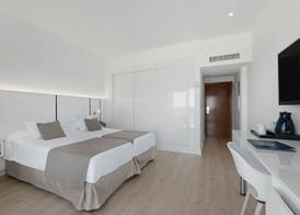 THB El Cid - Adults Only 3