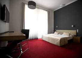 Hotel Noir 2