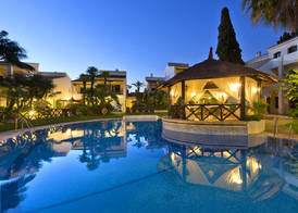 BlueBay Banús 2