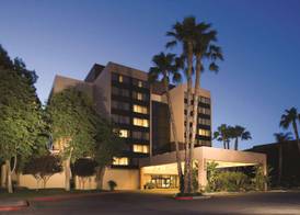DoubleTree by Hilton Fresno Convention Center 3