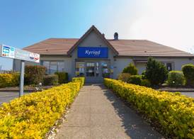 Kyriad Chantilly Sud - Luzarches 4
