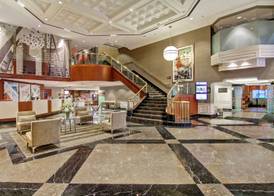 DoubleTree by Hilton Toronto Downtown 3