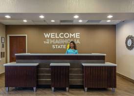 Hampton Inn and Suites Columbus, MS 4