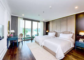 Centara Hotel & Residences Van Don 2