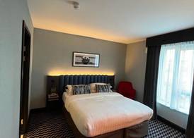 Academy Plaza Hotel 4
