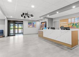 Hampton Inn Akron-Fairlawn 4