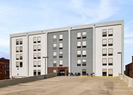 Hampton Inn Massillon 4