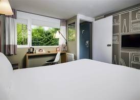 ibis Plymouth 5