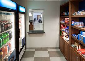 Hampton Inn & Suites Davenport 4