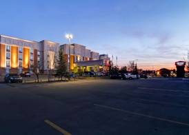 Hampton Inn & Suites by Hilton Calgary-Airport 3