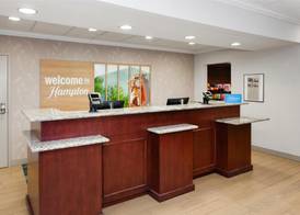 Hampton Inn & Suites Alexandria, MN 3