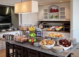 Hilton Garden Inn Montreal Airport 4
