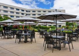 DoubleTree by Hilton Pleasanton at the Club 4