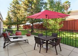 Hampton Inn Tracy 2