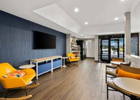Spark by Hilton Tifton 5