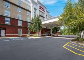 Hampton Inn & Suites Poughkeepsie 3