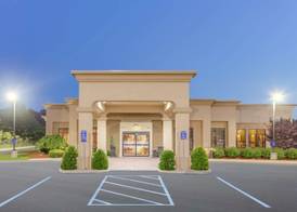 Hampton Inn Auburn, IN 3