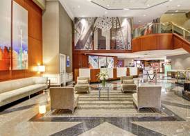 DoubleTree by Hilton Toronto Downtown 4