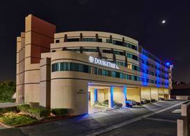 DoubleTree by Hilton Fullerton 3