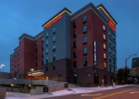 Hampton Inn & Suites Winston-Salem Downtown 4