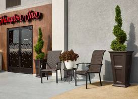 Hampton Inn Massillon 2