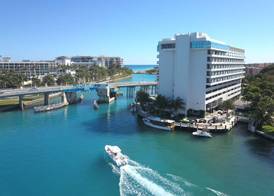 Waterstone Resort & Marina Boca Raton, Curio Collection by Hilton 2