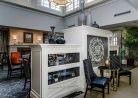 Hampton Inn & Suites Mobile- Downtown Historic District 2