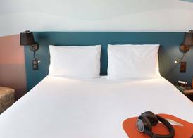 Ibis Styles Miramas 5