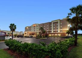 Hampton Inn & Suites Brunswick 2