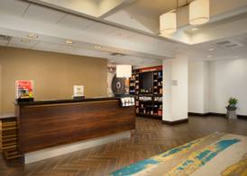 Hampton Inn & Suites Syracuse/Carrier Circle 4