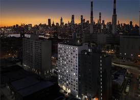 DoubleTree by Hilton Long Island City, NY 2