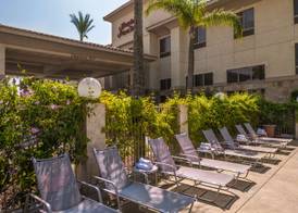 Hampton Inn & Suites Ontario 4