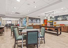 Hampton Inn Columbus North 5
