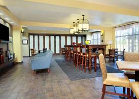 Hampton Inn Winfield 3