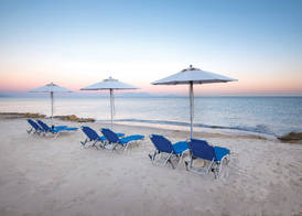 Grand Blue Beach Hotel 3