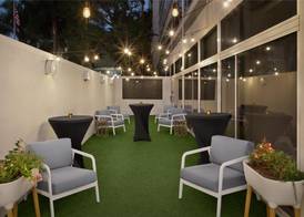 DoubleTree by Hilton LAX/El Segundo 5