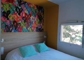 Kyriad Direct Martigues 3