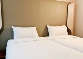 Campanile Hotel Chantilly 5