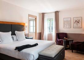 Mercure Maintenon 3